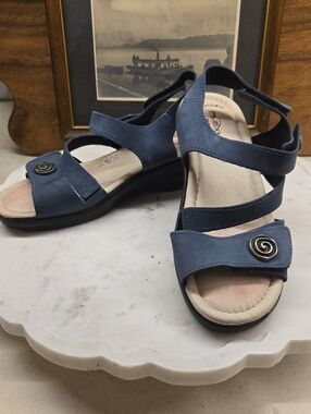 Vera Pelle Blue Suede Sandals Size 38